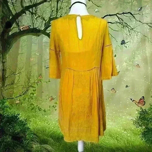 Anthropologie Akemi + Kin Mustard Yellow/Gold Embroidered Dress Size XS - Picture 4 of 10